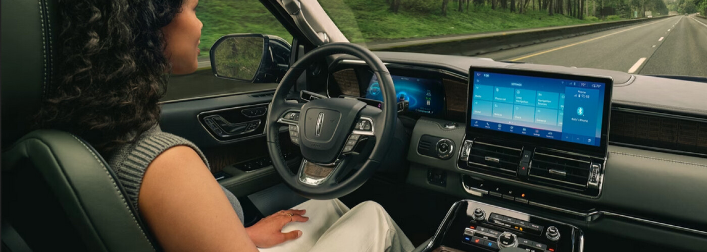 2024-Lincoln-Navigator-Interior