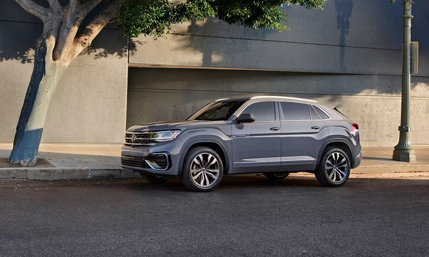 2023 Volkswagen Atlas Cross Sport Parked