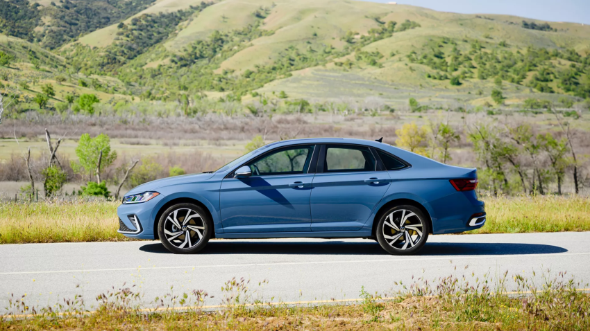 2026 Volkswagen Jetta SEL in Monterey Blue Pearl Color