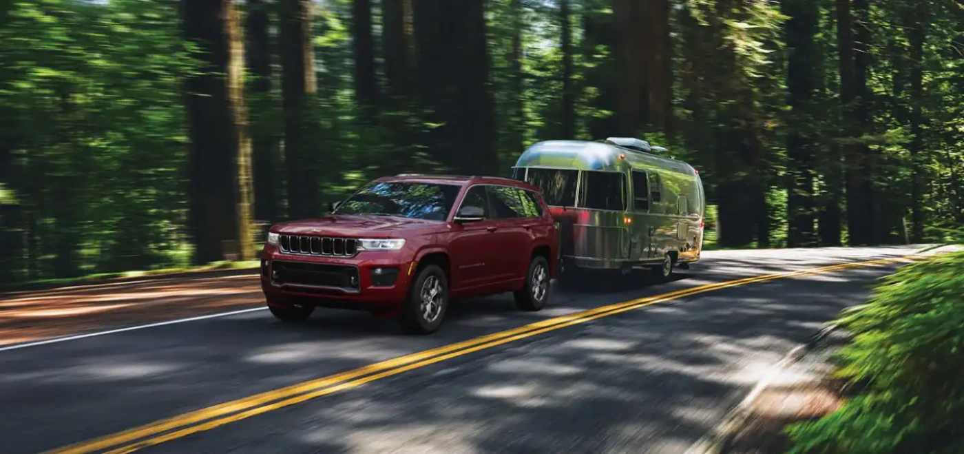 2022 Jeep Grand Cherokee towing a trailer