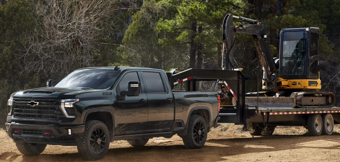 2026 Chevrolet Silverado 1500 towing BOB CAT