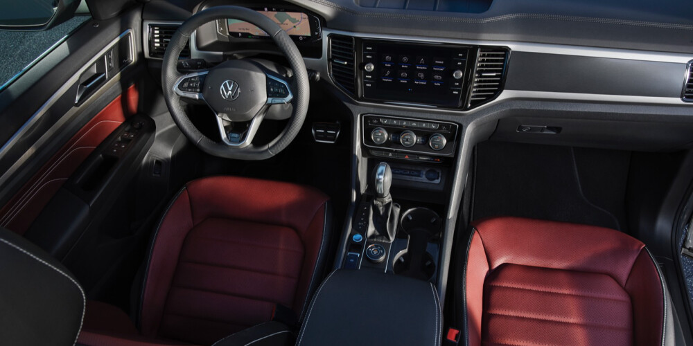 2020 Volkswagen Atlas Cross Sport R-Line Front Interior