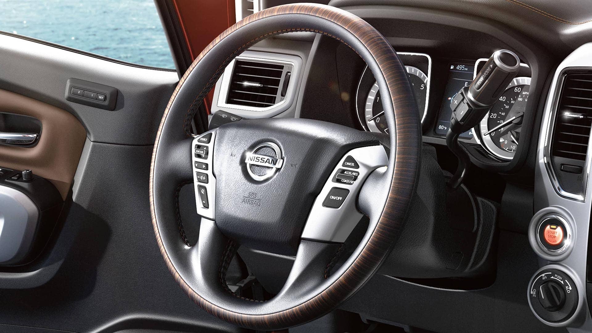 Nissan Titan interior steering wheel