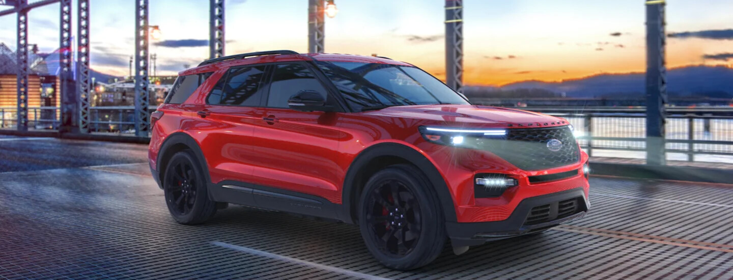 2022 Ford Explorer ST in Rapid Red 2022 Ford Explorer ST in Rapid Red