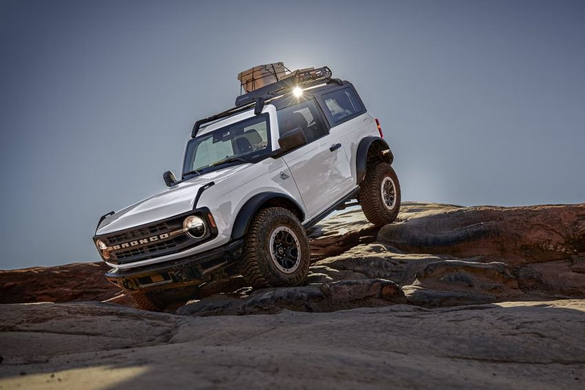 2024 Ford Bronco with Cargo