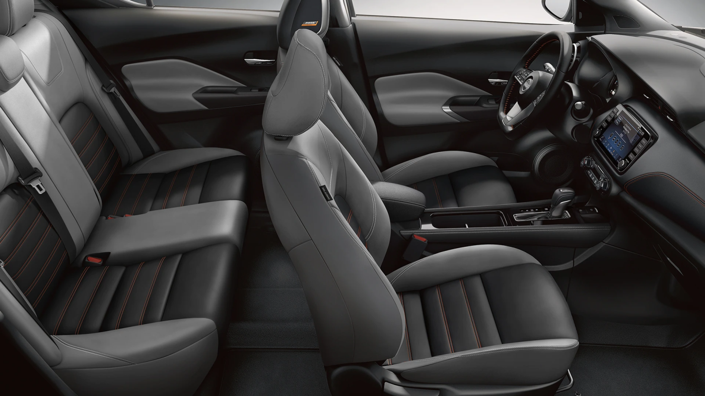 2023 Nissan Kicks Center Armrest With Storage