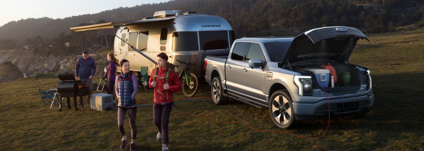 2022 Ford F-150 Lightning Cargo Room Towing 2022 Ford F-150 Lightning