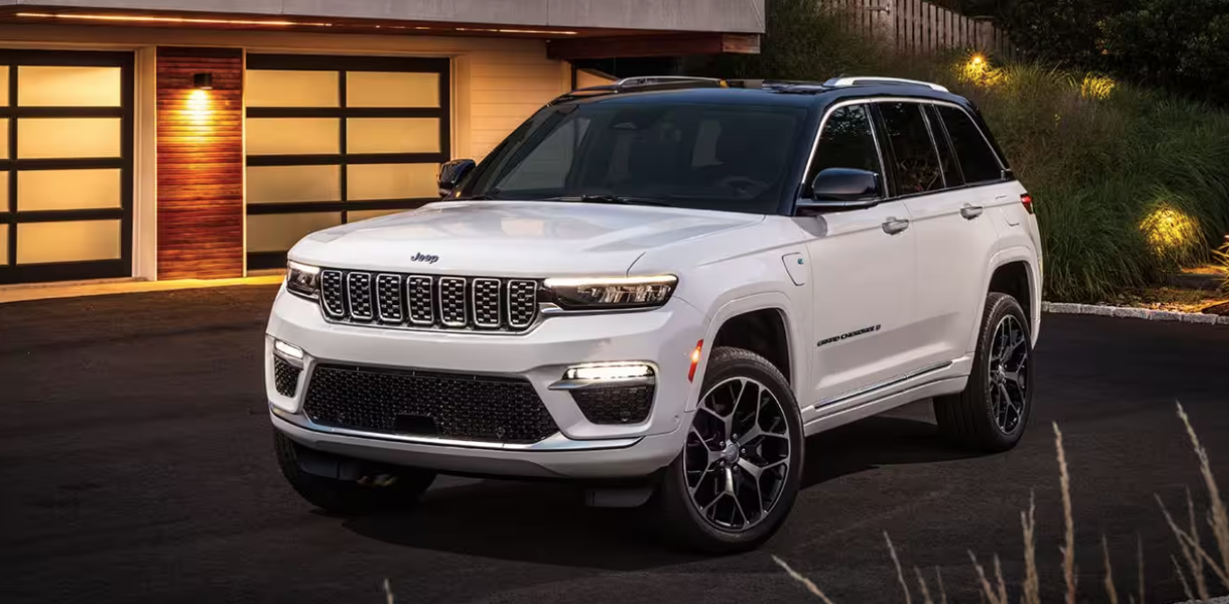 2024 Jeep Grand Cherokee L sitting in a driveway