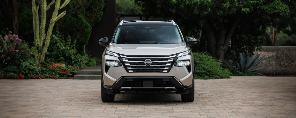 2025 Nissan Rogue Front Grille