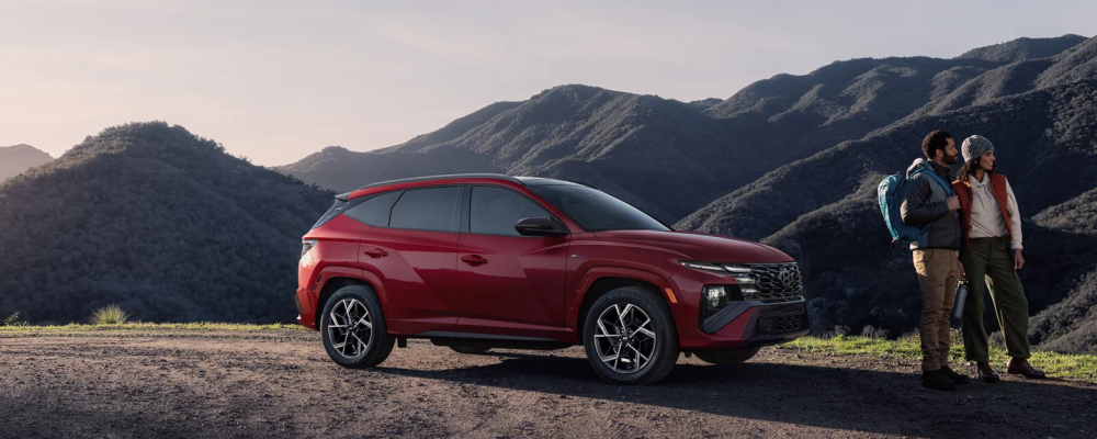 2025 Hyundai Tucson Hybrid in Ultimate Red