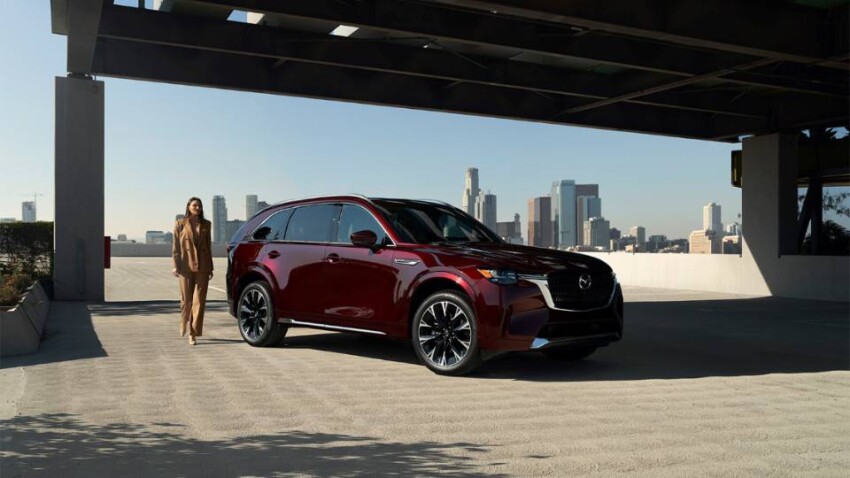 2024 Mazda CX-90 parked