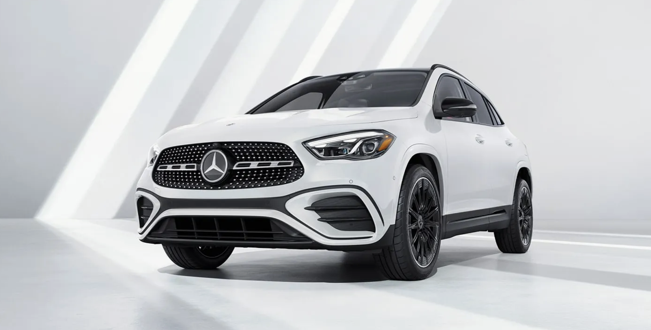 2026 Mercedes-Benz GLA SUV exterior front