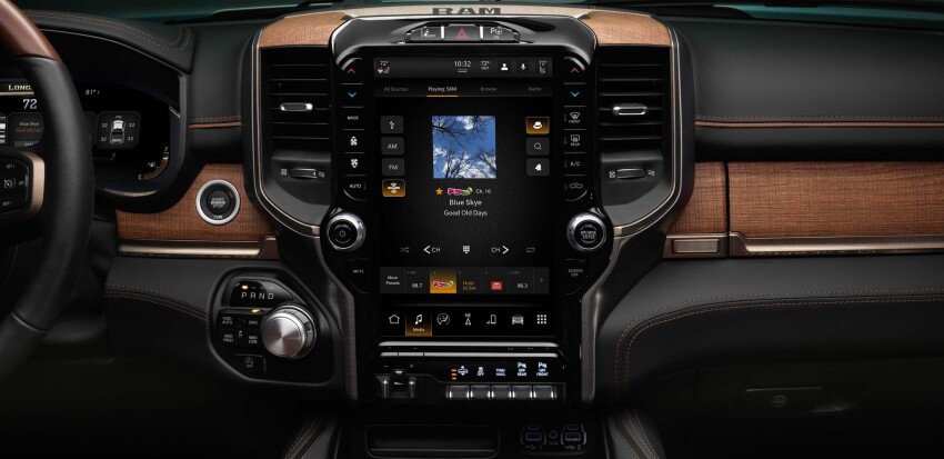 RAM 1500 Interior Infotainment
