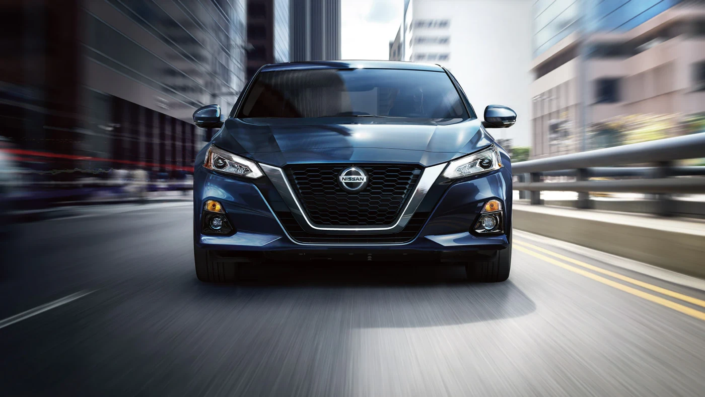 2022 Nissan Altima with V-Motion Grille