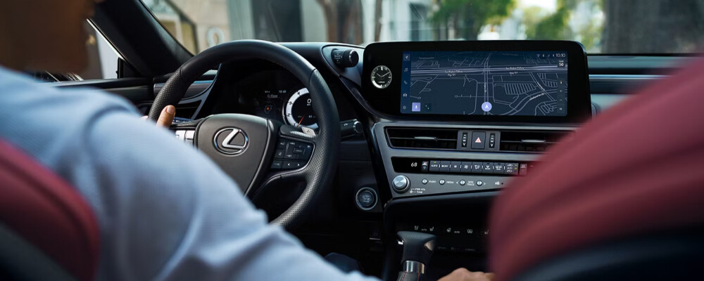 2025 Lexus ES Technology