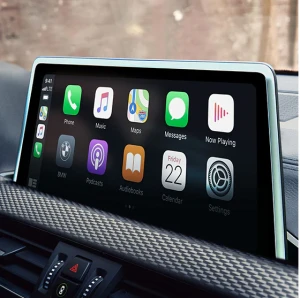 2022 BMW X2 interior