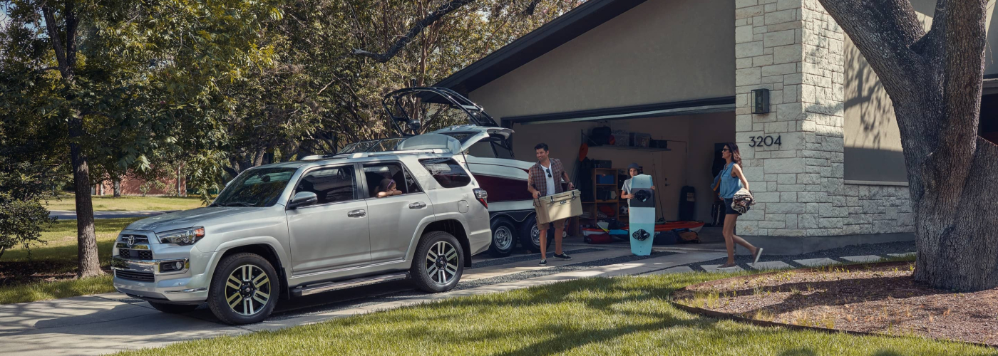 2020 Toyota 4Runner in Driveway 2020 Toyota 4Runner in Driveway