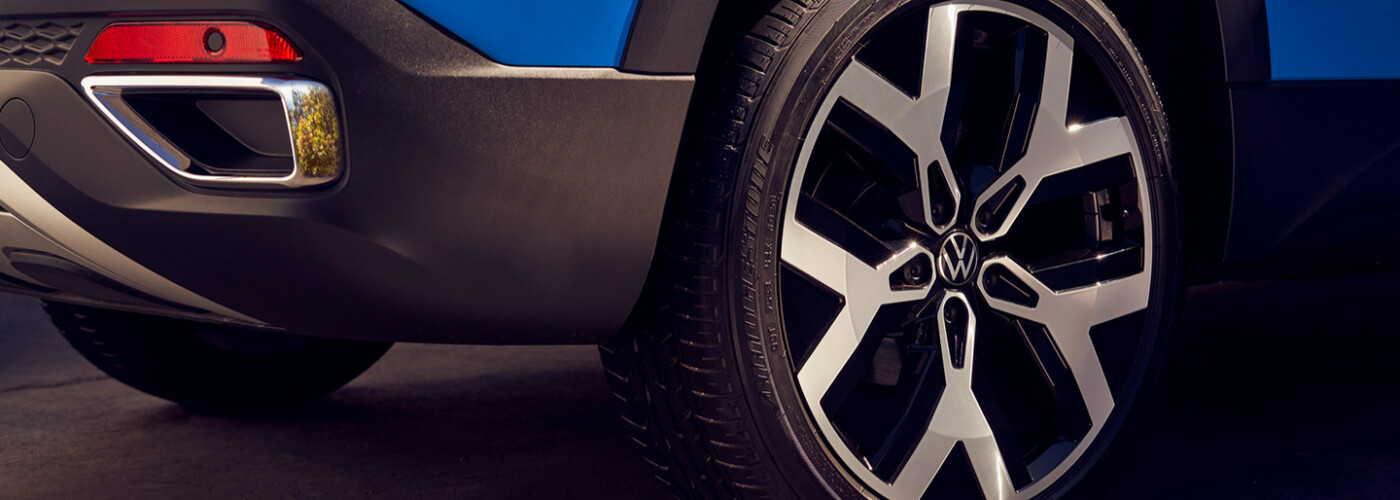 2022 Volkswagen Taos Tire