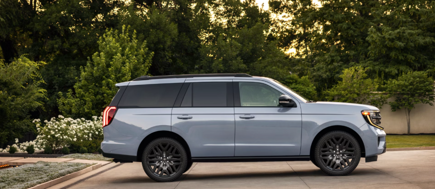 2026 Ford Expedition in Glacier Gray Metallic Tri-coat