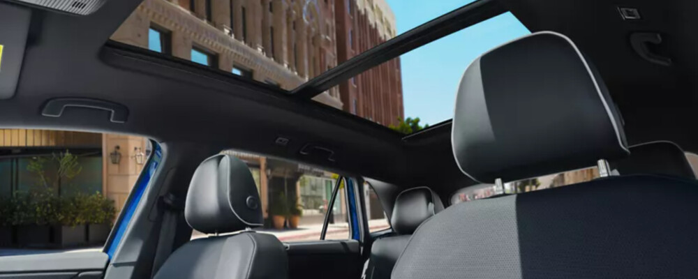 2026 Volkswagen Atlas Cross Sport Interior W/ Sunroof