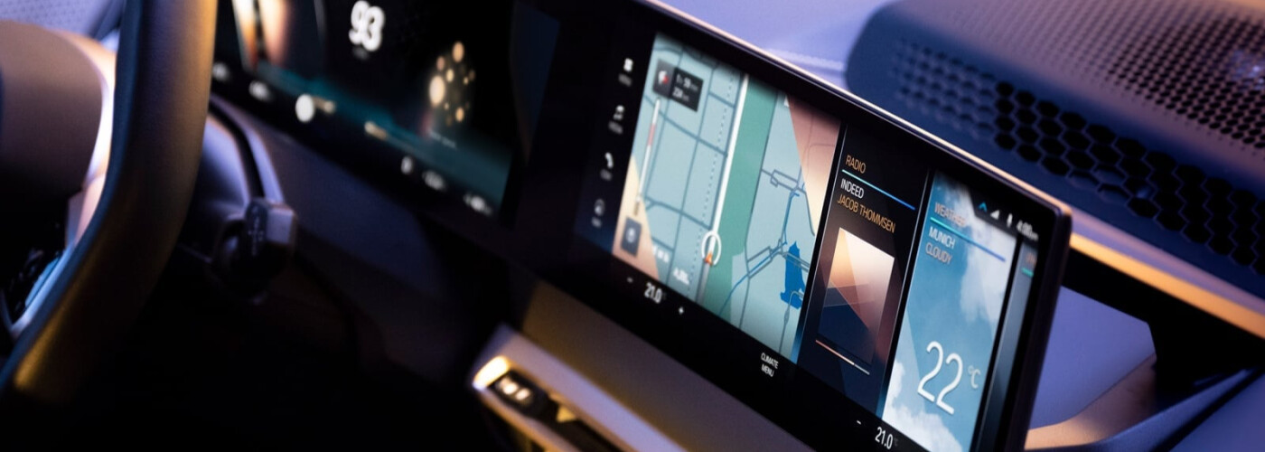 2022 BMW ix interior view of vehicle technology