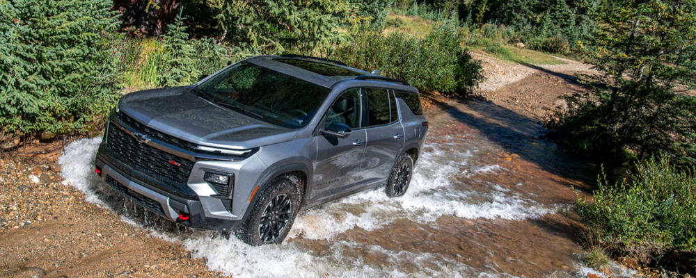2026 Chevy Traverse Z71 in Sterling Gray Metallic, the three-row SUV reviewed for EPA-estimated MPG at Riverside Chevrolet