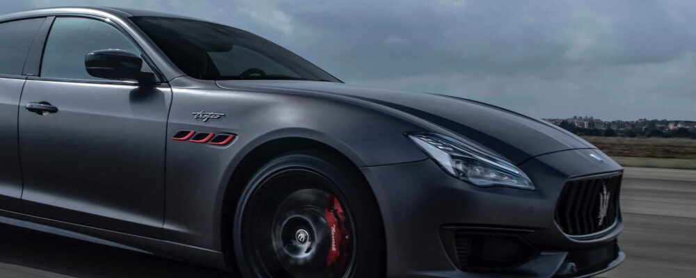 2025 Maserti Quattroporte front end Maserati Quattroporte driving