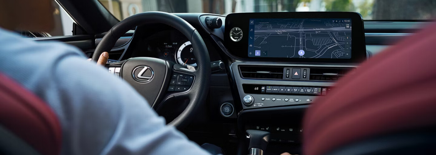 2025 Lexus ES Technology