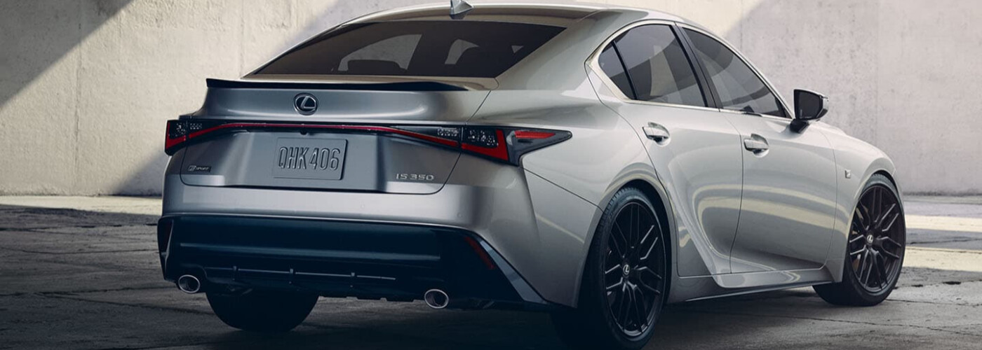 2021 Lexus IS