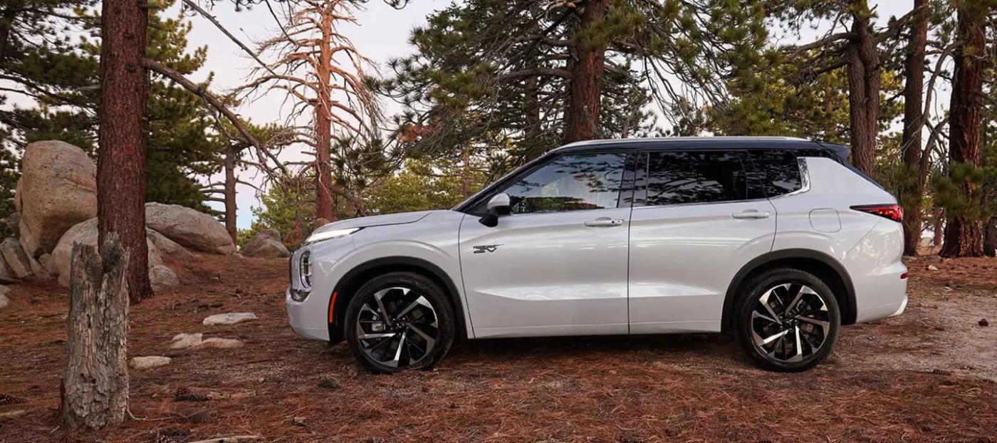 2025 Mitsubishi Outlander PHEV