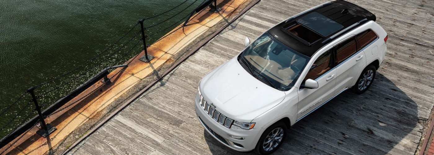 2021 Jeep Grand Cherokee 2021 Jeep Grand Cherokee on Dock
