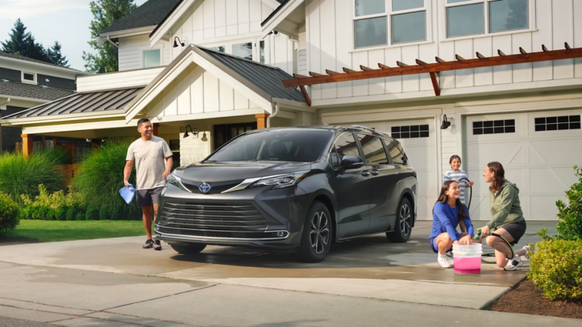 2025 Toyota Sienna
