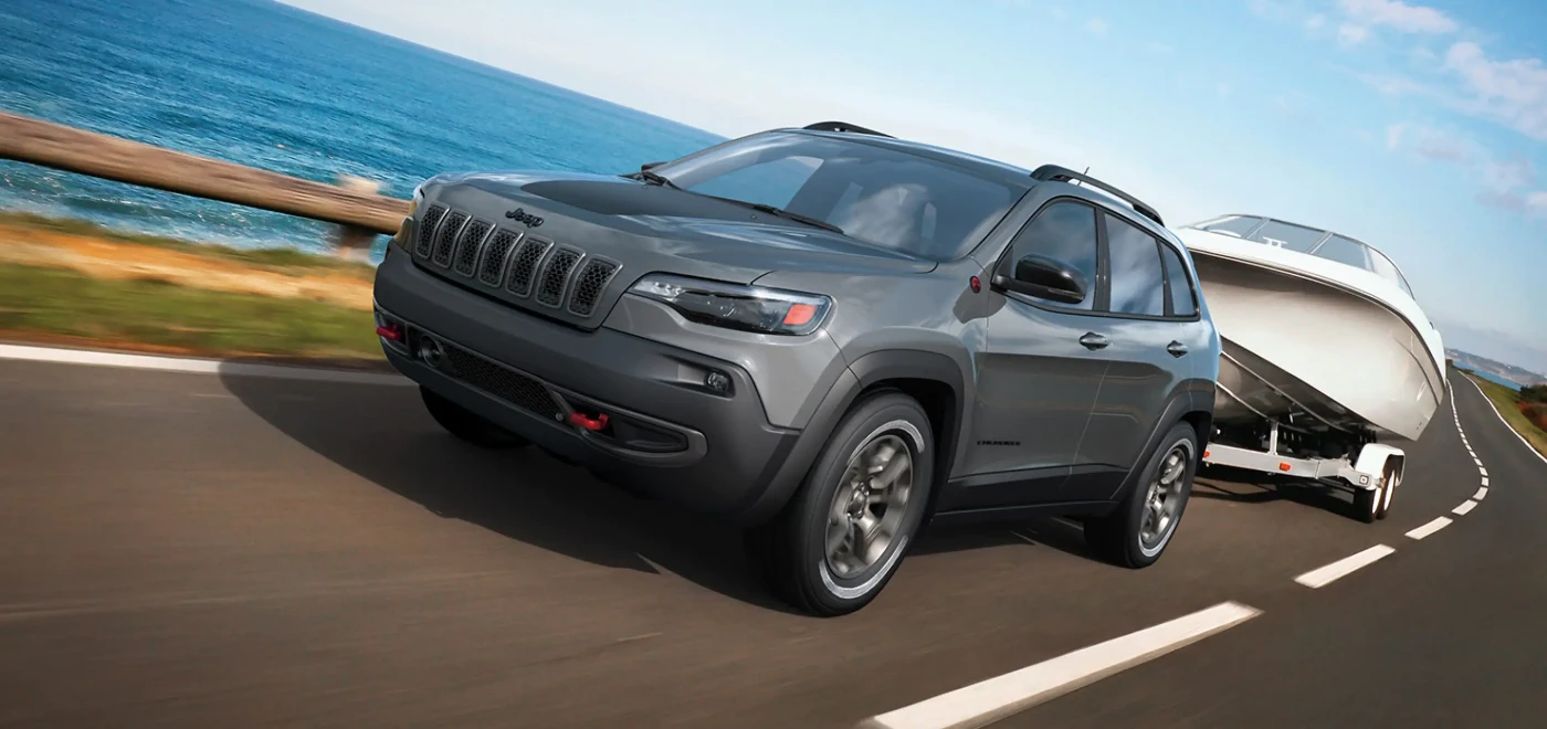 2023 Jeep Cherokee Towing a Boat