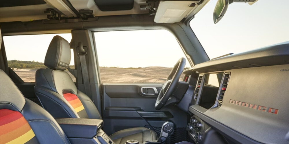 2025 Ford Bronco Interior 2025-ford-bronco-interior
