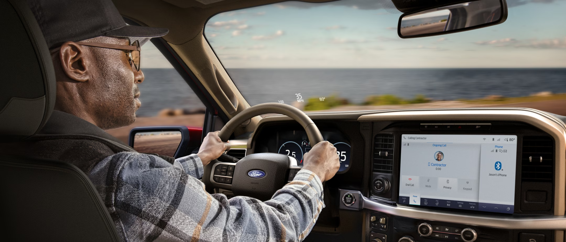 2025 Ford F150 interior