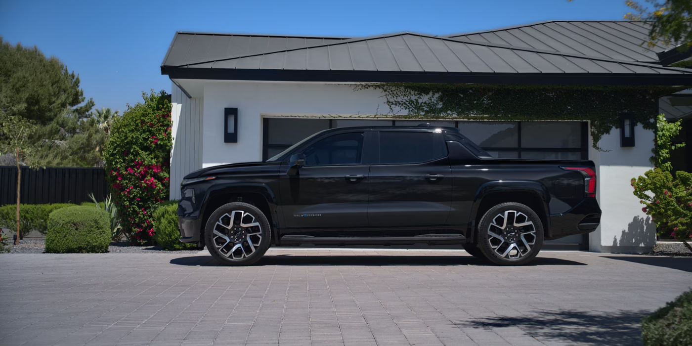 2025 Chevy Silverado EV Side Profile