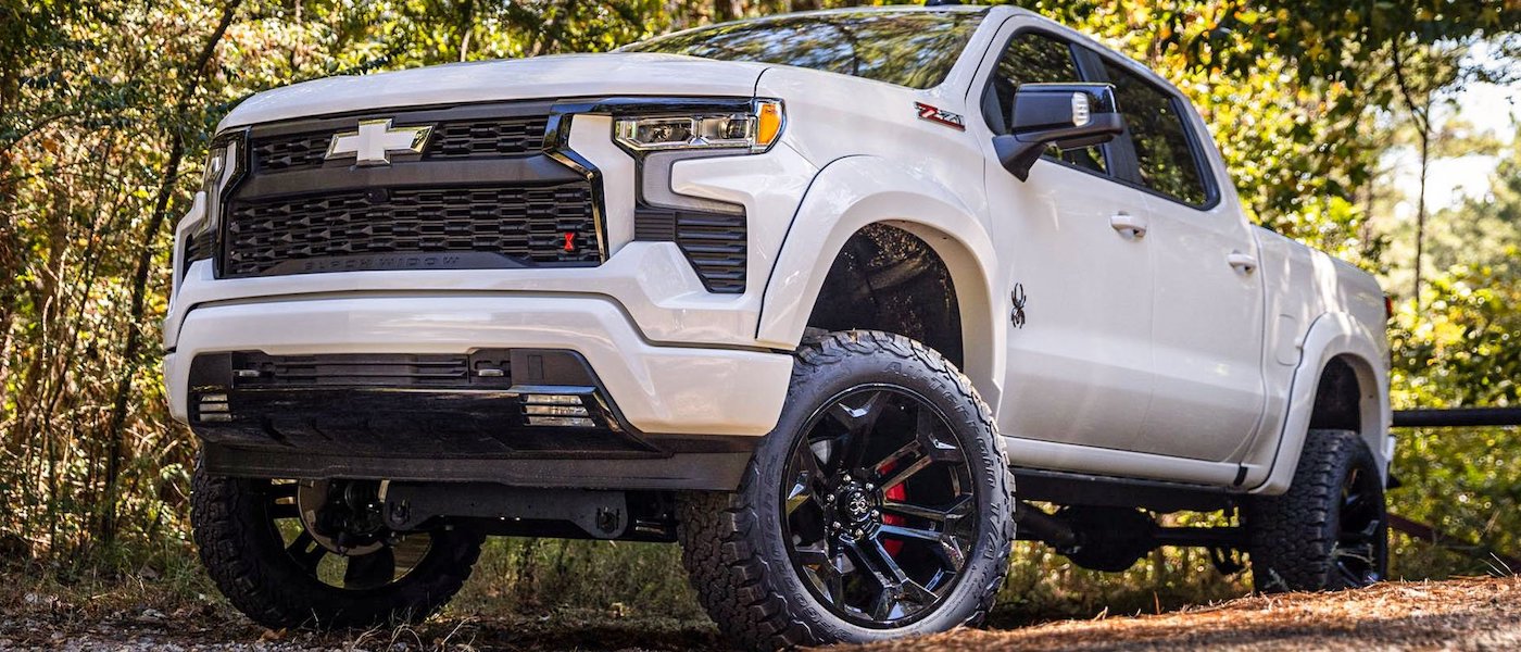 2022 Chevy Silverado 1500 Black Widow white black widow chevy silverado 2022 parked outside
