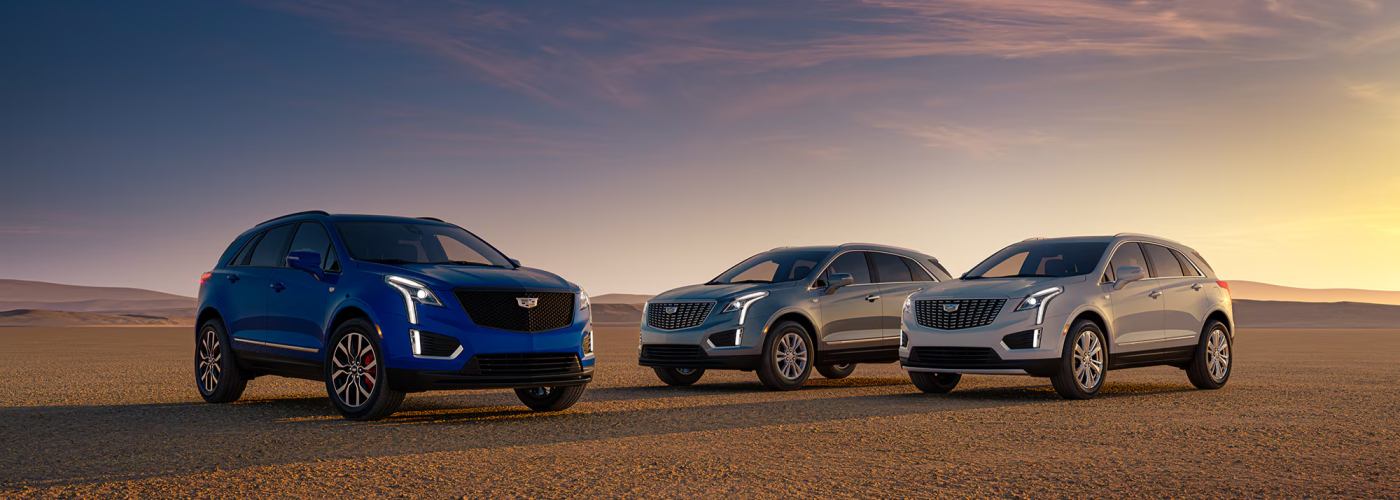 2025 Cadillac XT5 lineup in desert