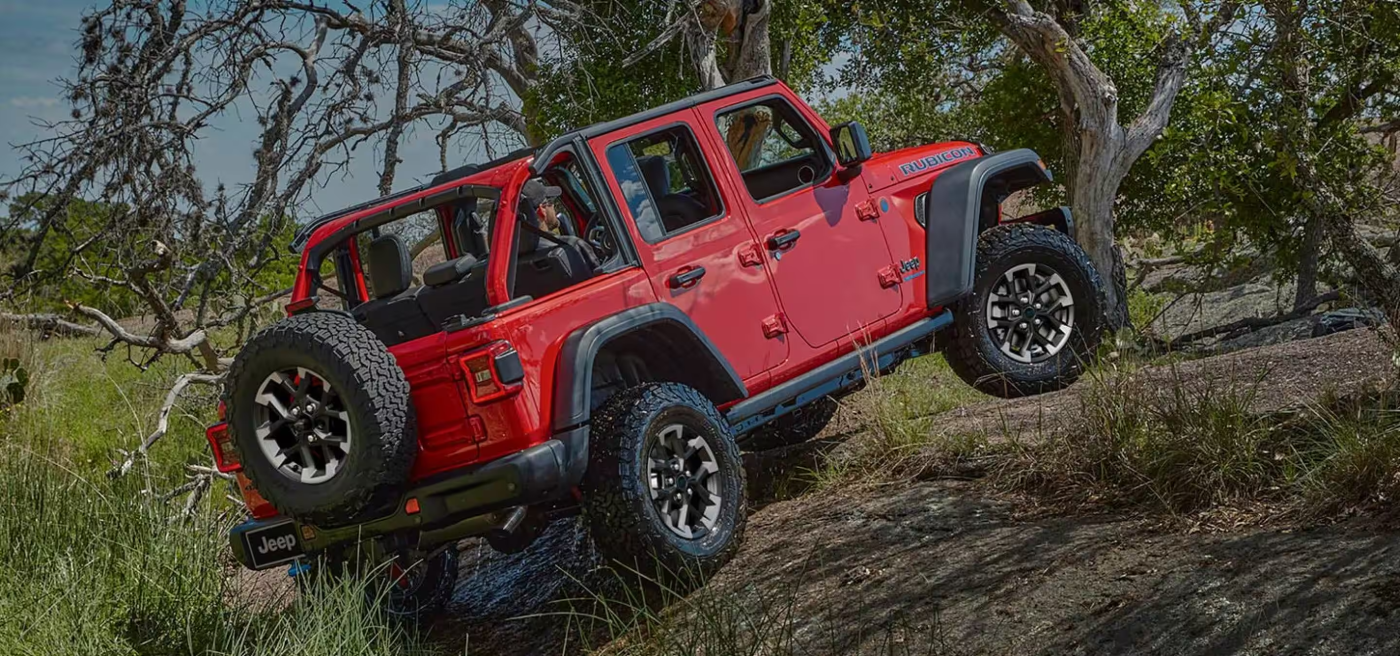 2025 Jeep Wrangler Off-Road 2025 Jeep Wrangler Off-Road