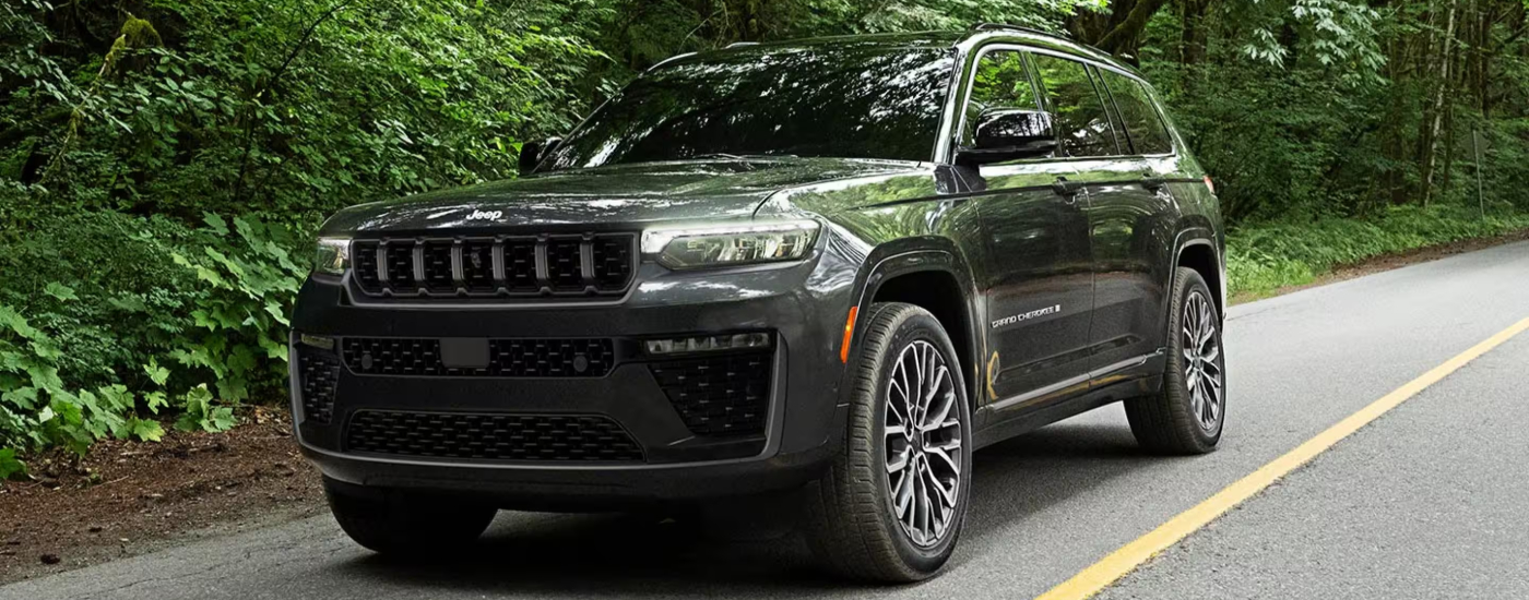 New Jeep vehicle parked outdoors ready for competitive lease and financing in Wallingford CT