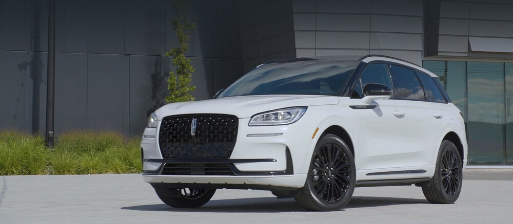 2025 White Lincoln Corsair