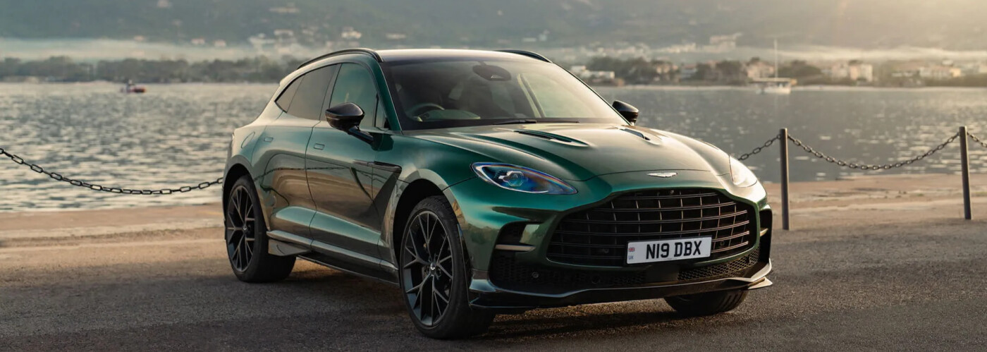 2025 Aston Martin DBX