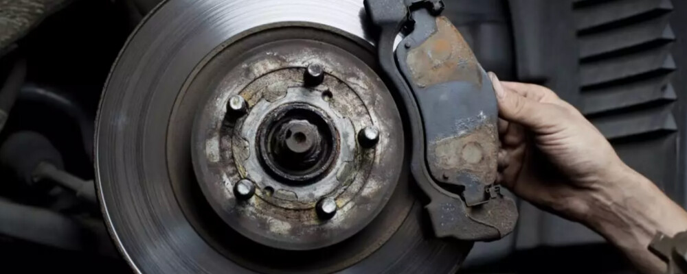 This brake is worn out. 