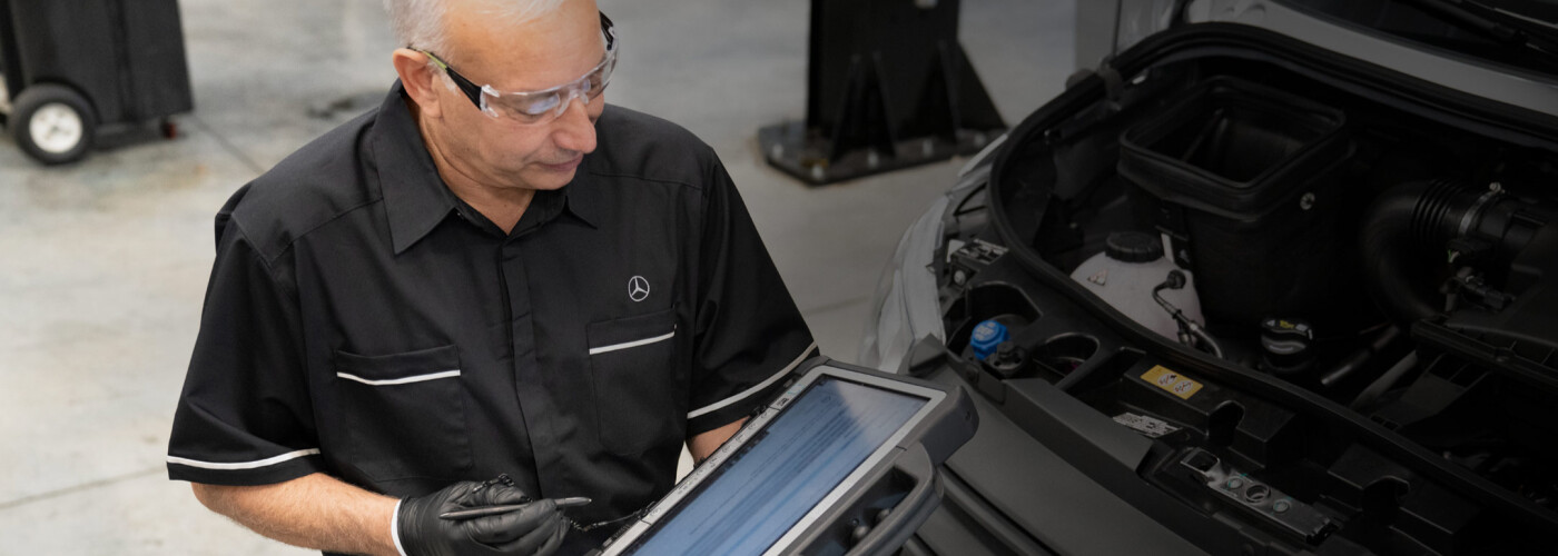 Mercedes-Benz Sprinter Service Technician