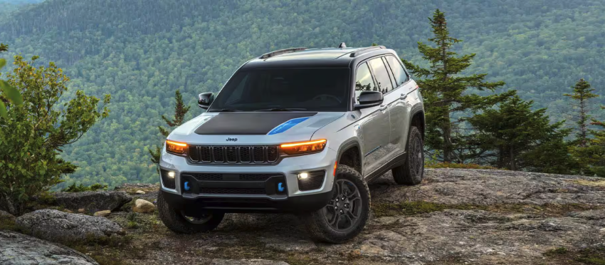 2025 Jeep Grand Cherokee 4xe 2025 Jeep Grand Cherokee 4xe