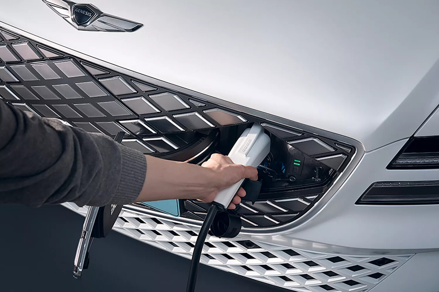 2025 Genesis Electrified G80