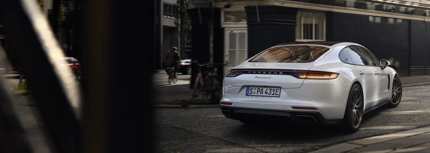 2022 Porsche Panamera E-Hybrid 2022 Porsche Panamera E-Hybrid