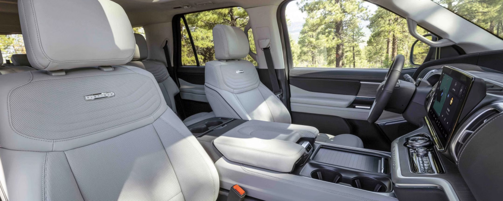 2025 Ford Expedition Platinum Interior