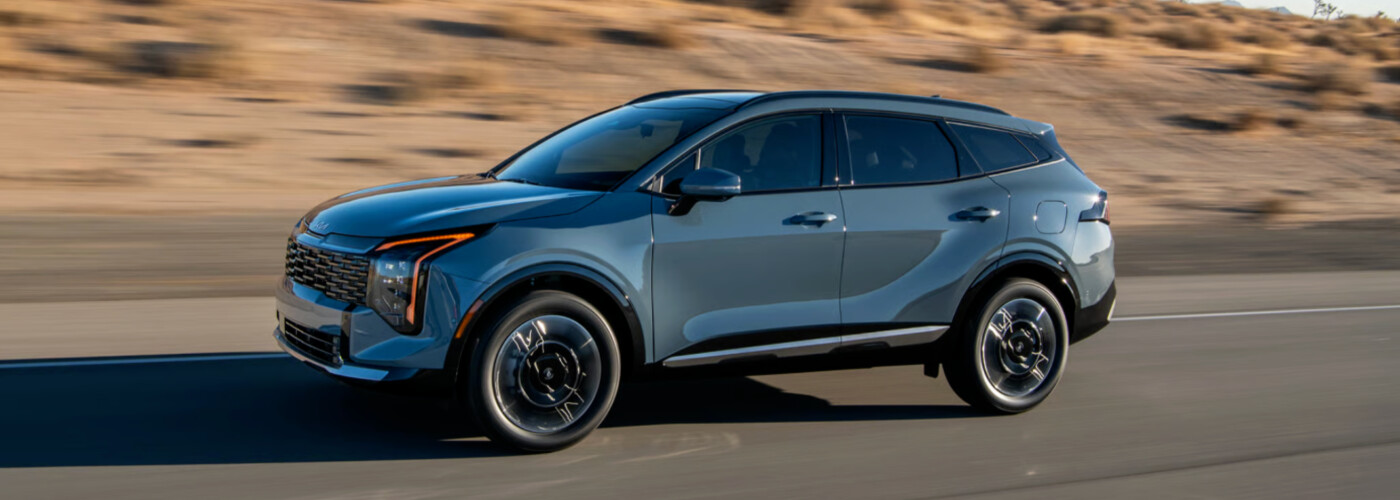 2026 Kia Sportage Hybrid driving