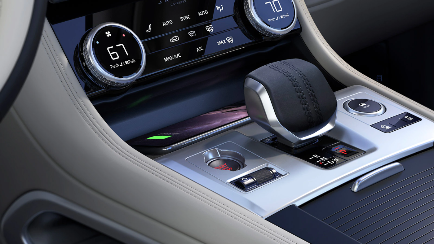 2023 Jaguar F-PACE Gear Shift 2023 Jaguar F-PACE Gear Shift